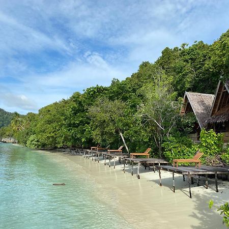 Warahnus Dive Homestay Kri 外观 照片