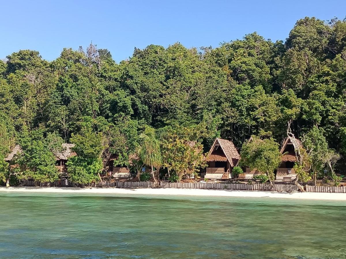 Warahnus Dive Homestay Kri 外观 照片