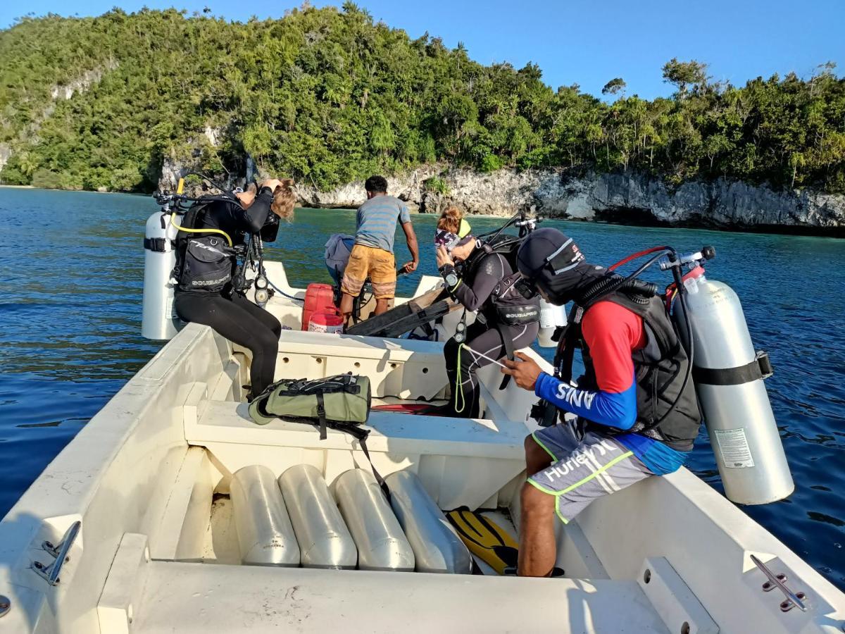 Warahnus Dive Homestay Kri 外观 照片