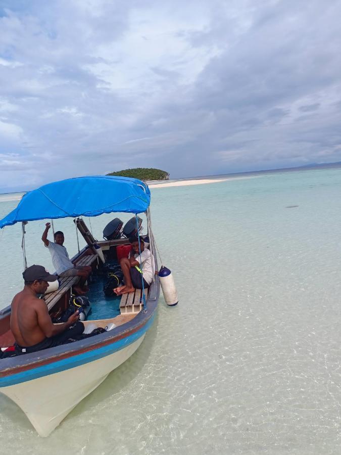 Warahnus Dive Homestay Kri 外观 照片