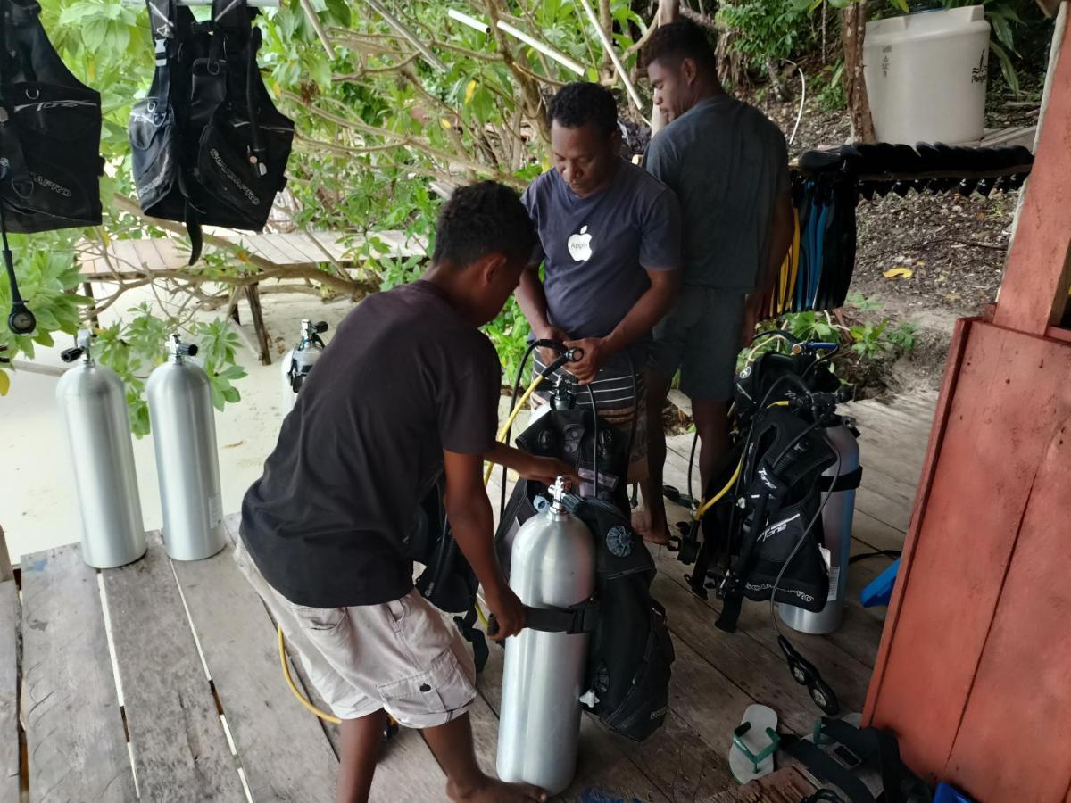 Warahnus Dive Homestay Kri 外观 照片