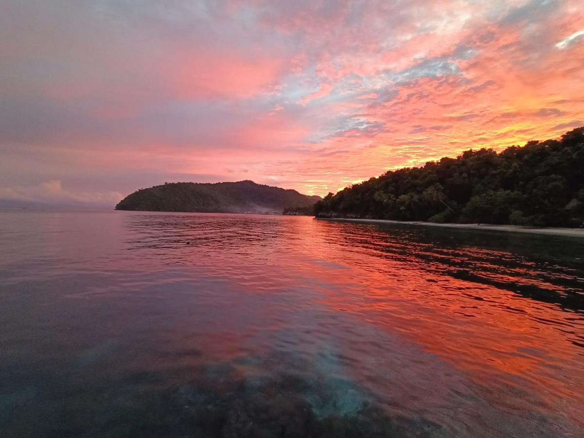 Warahnus Dive Homestay Kri 外观 照片