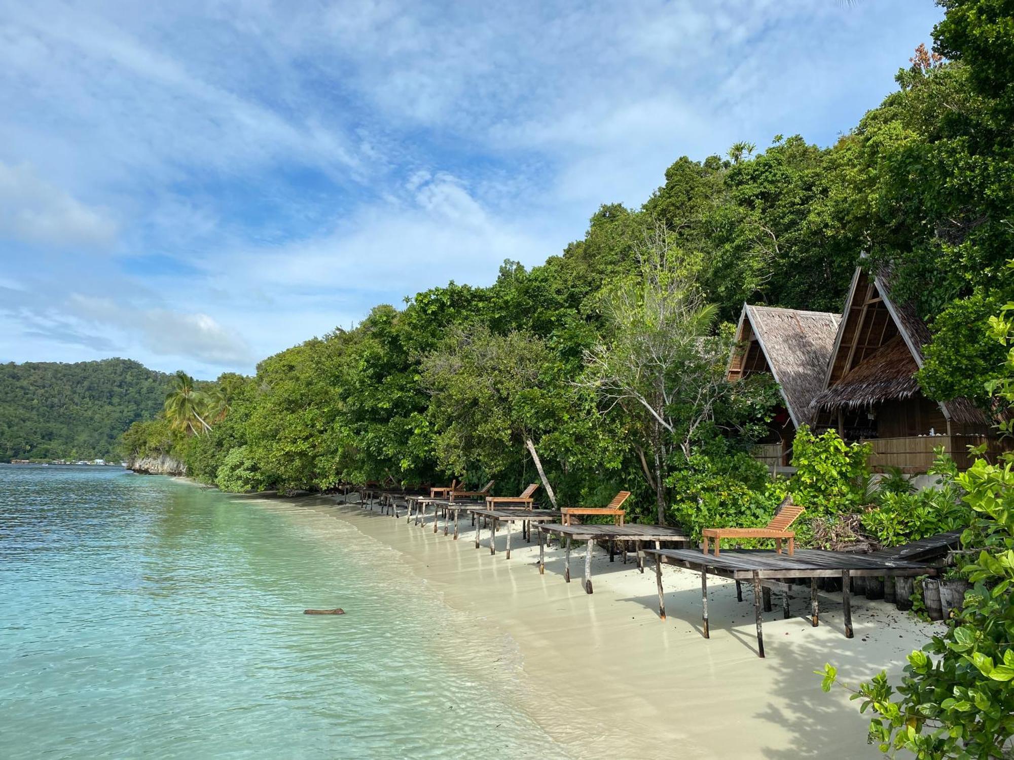 Warahnus Dive Homestay Kri 外观 照片